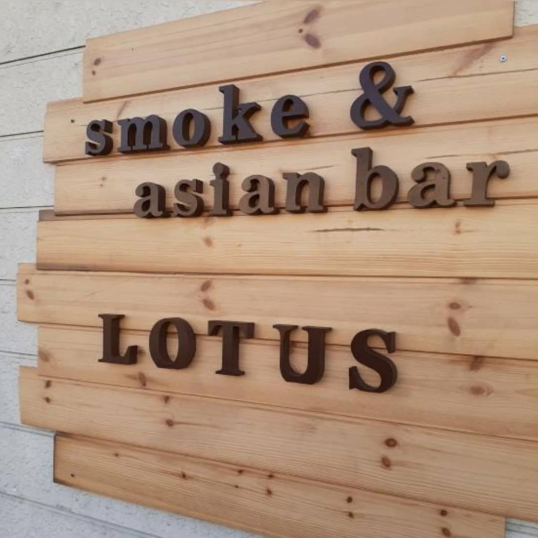 smoke ＆ asian bar LOTUS